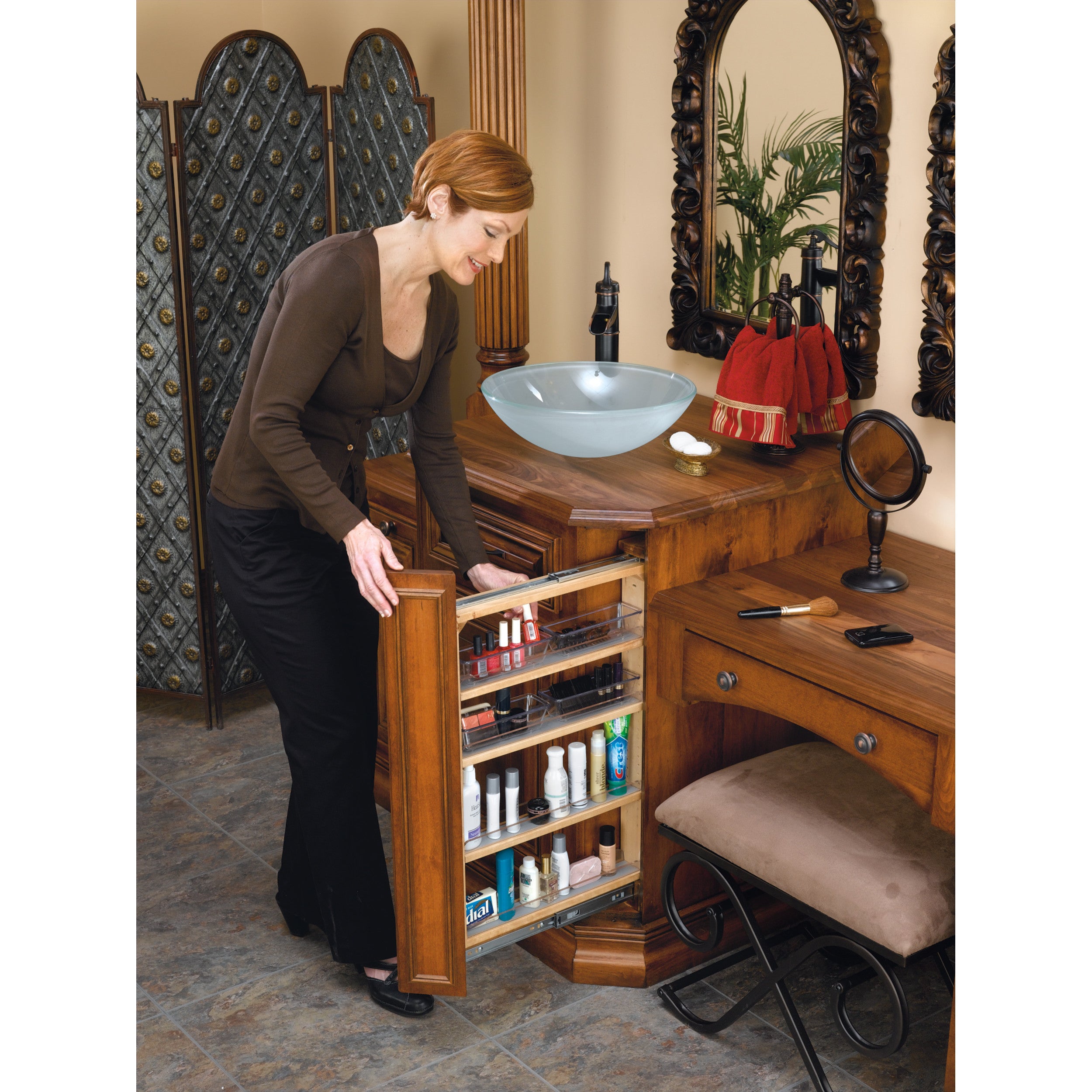 3 in Vanity Filler Pullout out Soft-Close Natural  3 in (76 mm) W x 19 in (483 mm) D x 26 in (660 mm) H