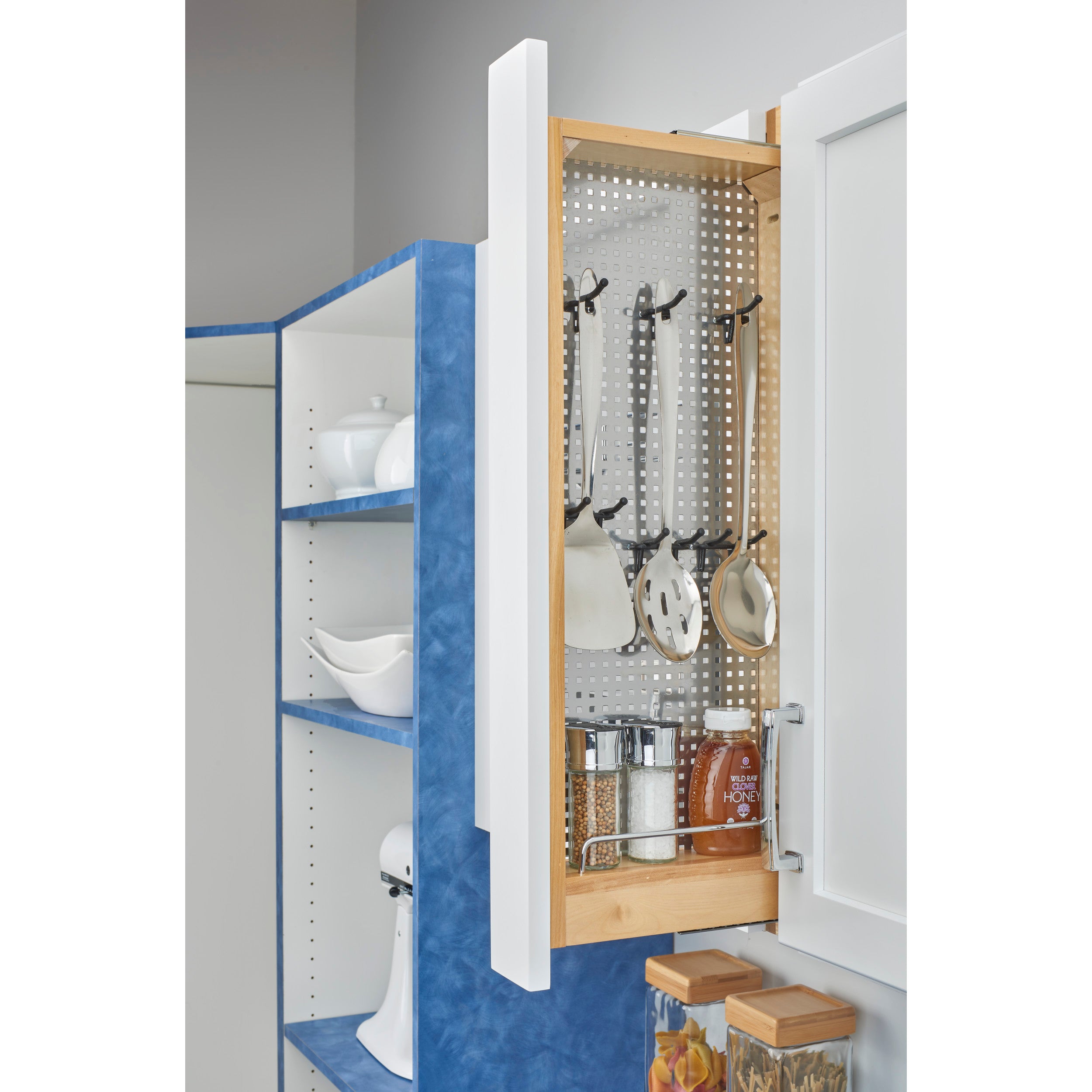 3 in Wall Filler Stainless Steel Pullout Natural  3 in (76 mm) W x 11.13 in (283 mm) D x 30 in (762 mm) H