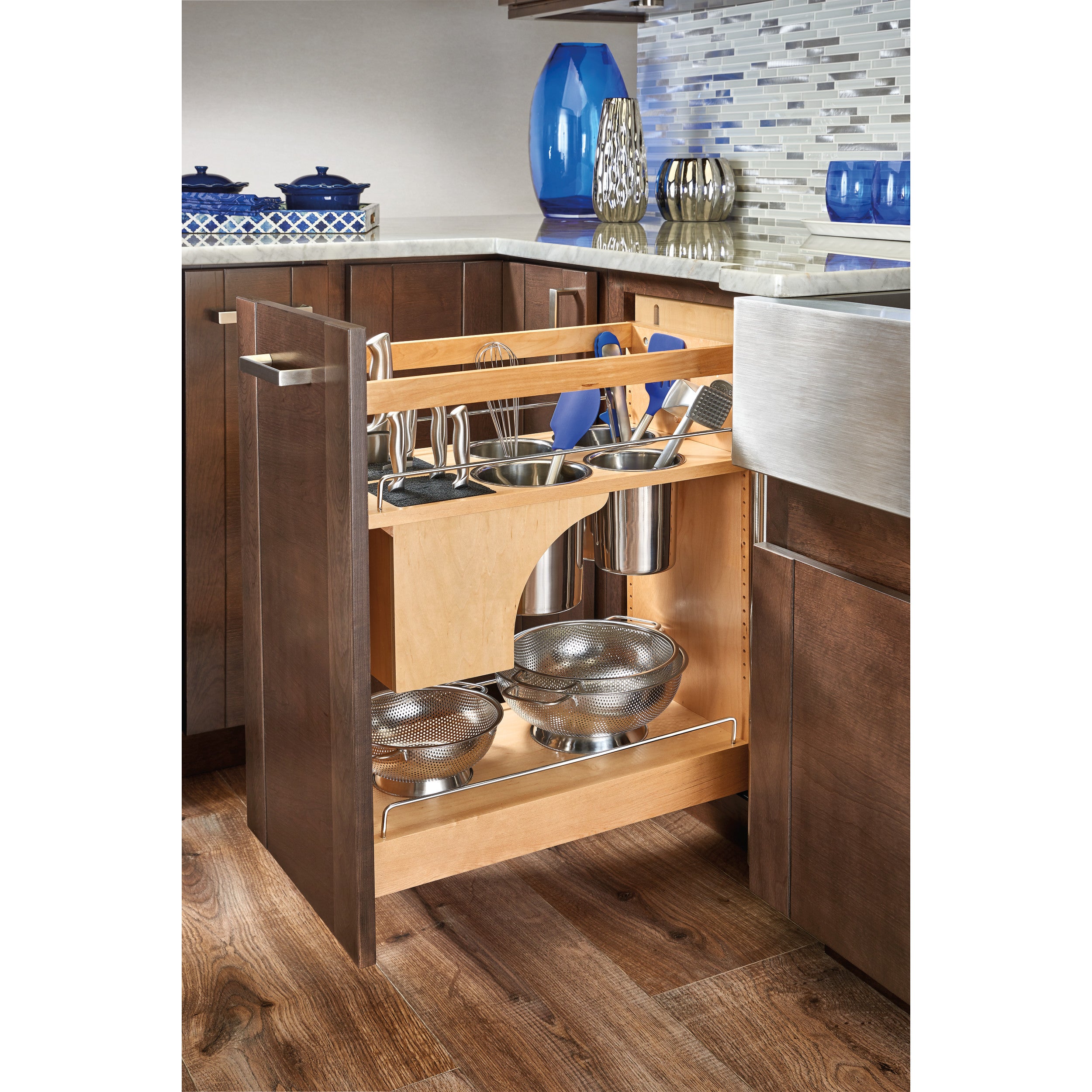 11 in Base Cabinet Organizer w/ Knife Block w/Soft-Close Natural  11.75 in (298 mm) W x 21.63 in (549 mm) D x 25.5 in (648 mm) H