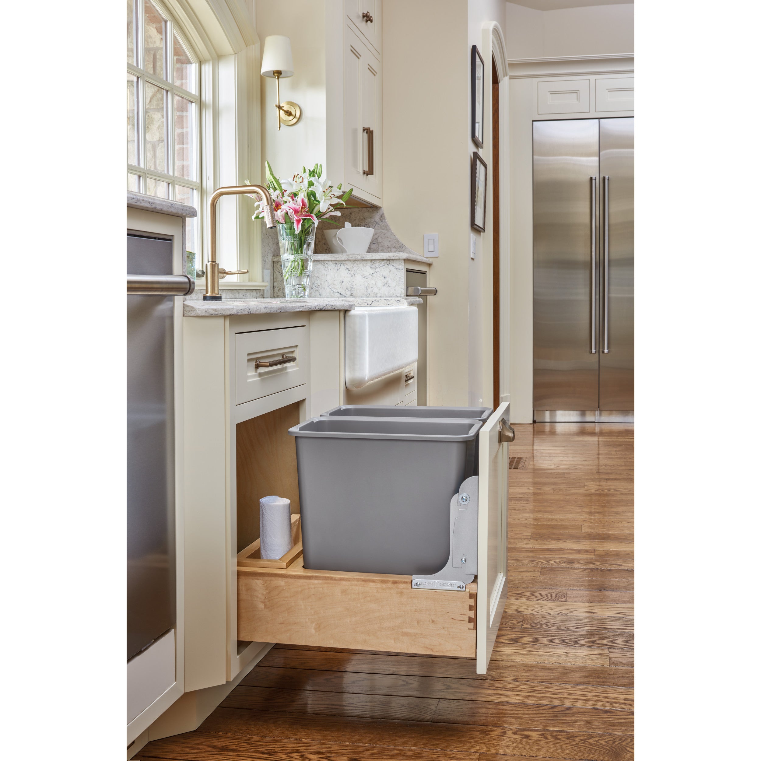 Double 35 Qrt Pull-Out Waste Container Natural  14.25 in (362 mm) W x 21.75 in (552 mm) D x 19.25 in (489 mm) H