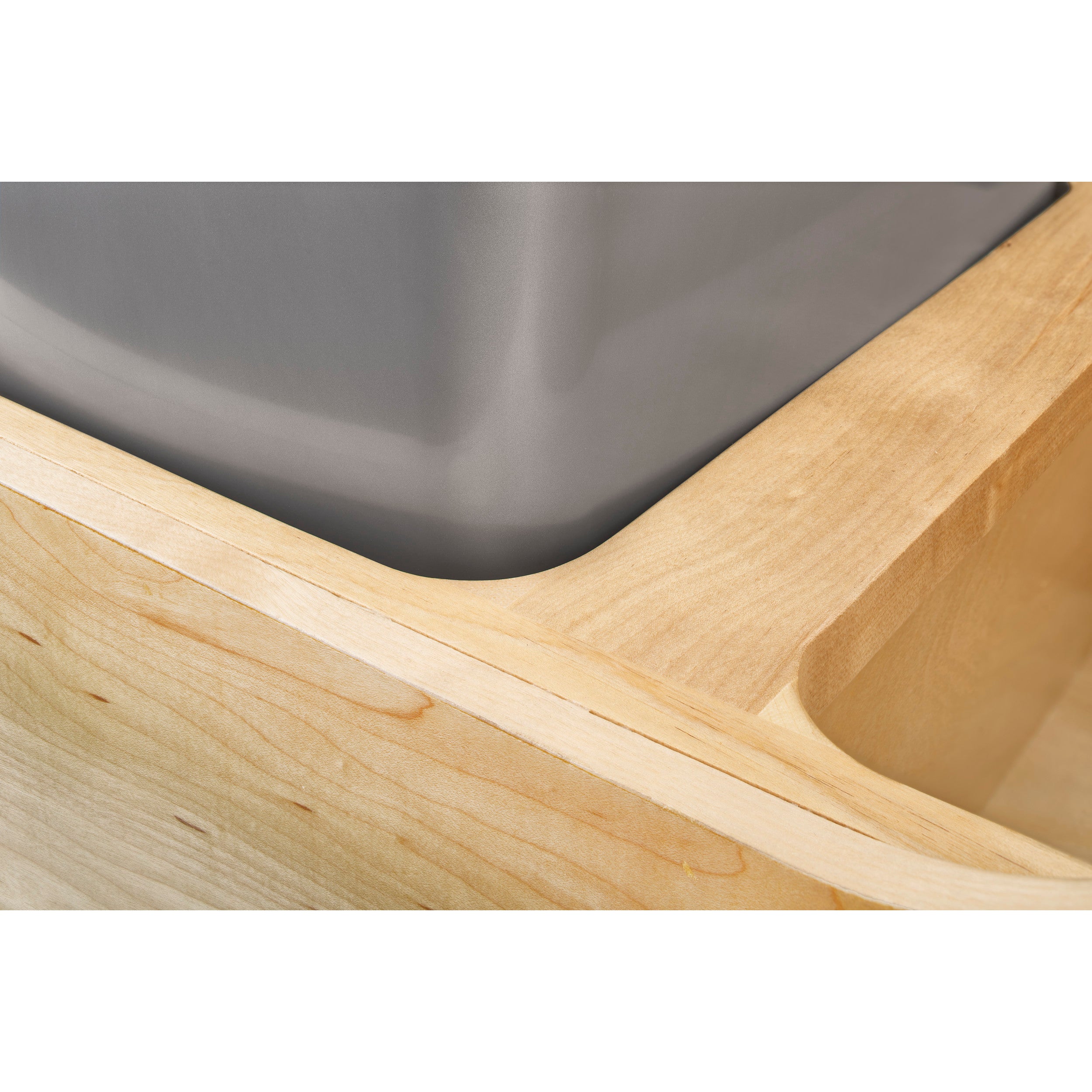 Vanity Depth 8L Pull-Out Waste Container Natural  8.63 in (219 mm) W x 18.56 in (471 mm) D x 13.94 in (354 mm) H