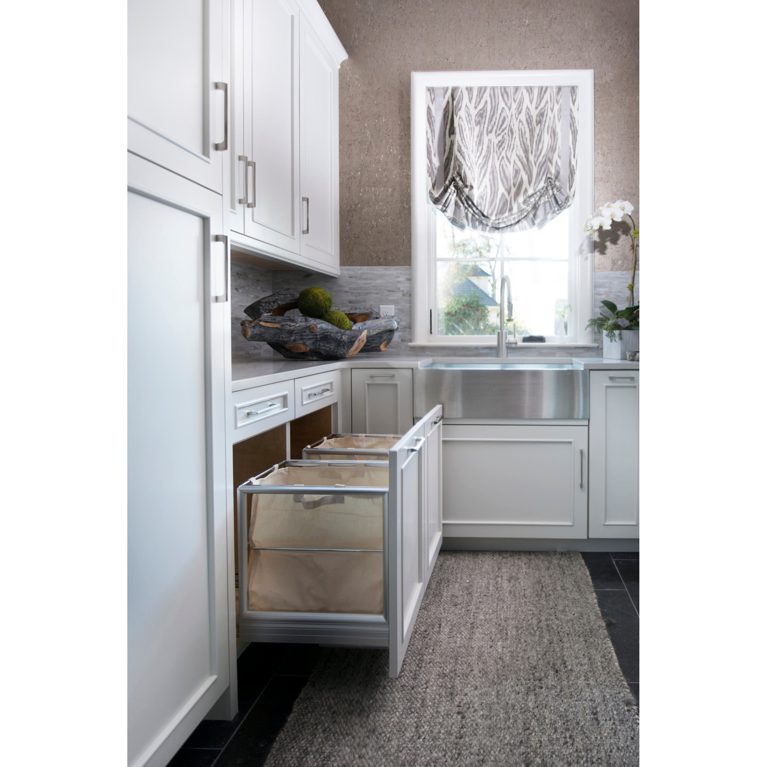 Aluminum Pull-Out Hamper White  14.31 in (363 mm) W x 18.05 in (458 mm) D x 19.34 in (491 mm) H