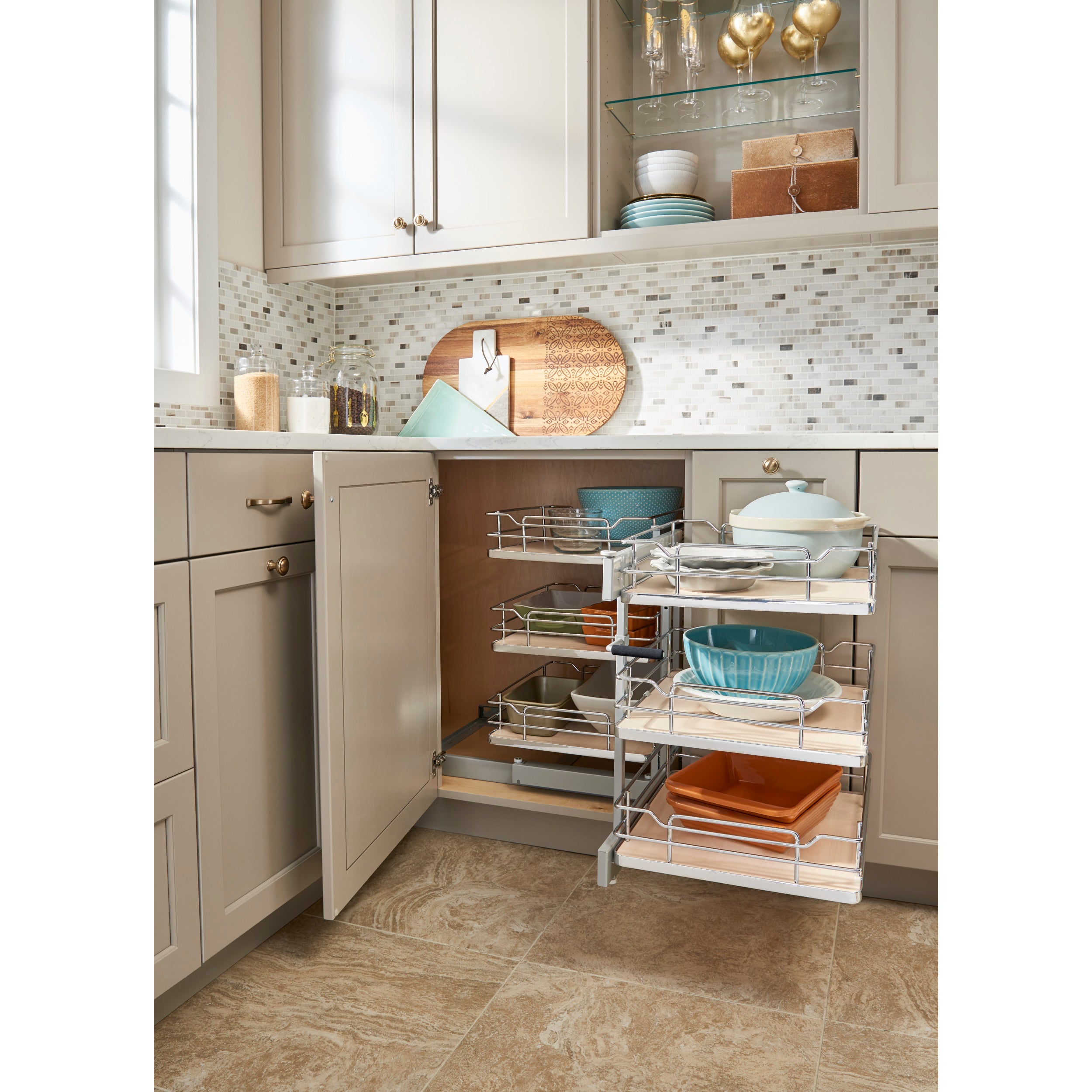 15 in. Maple Three-Tier Organizer w/Soft-Close Natural  26.25 in (667 mm) W x 20.25 in (514 mm) D x 24 in (610 mm) H