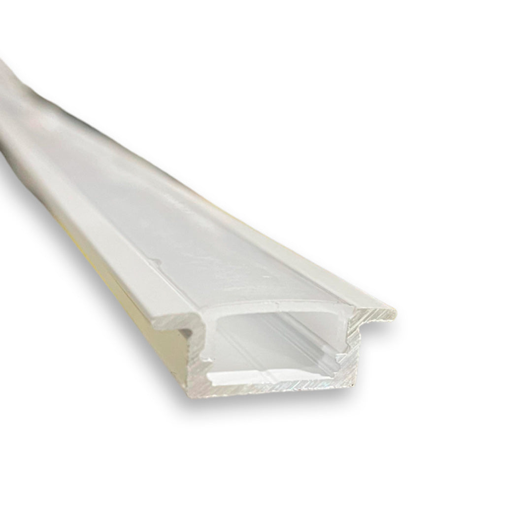 ALUMINUM PROFILE MILKY COVER WITH LIPS 8' (2440x17x7 mm)