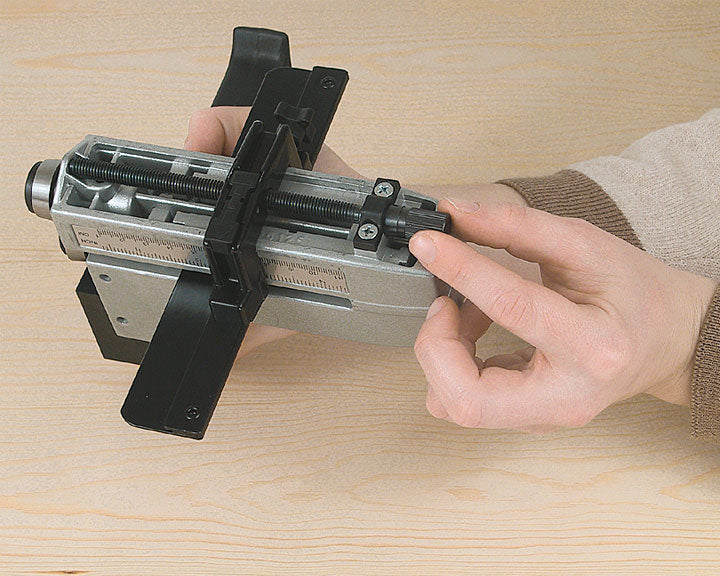 PORTABLE SLITTER FOR LAMINATES