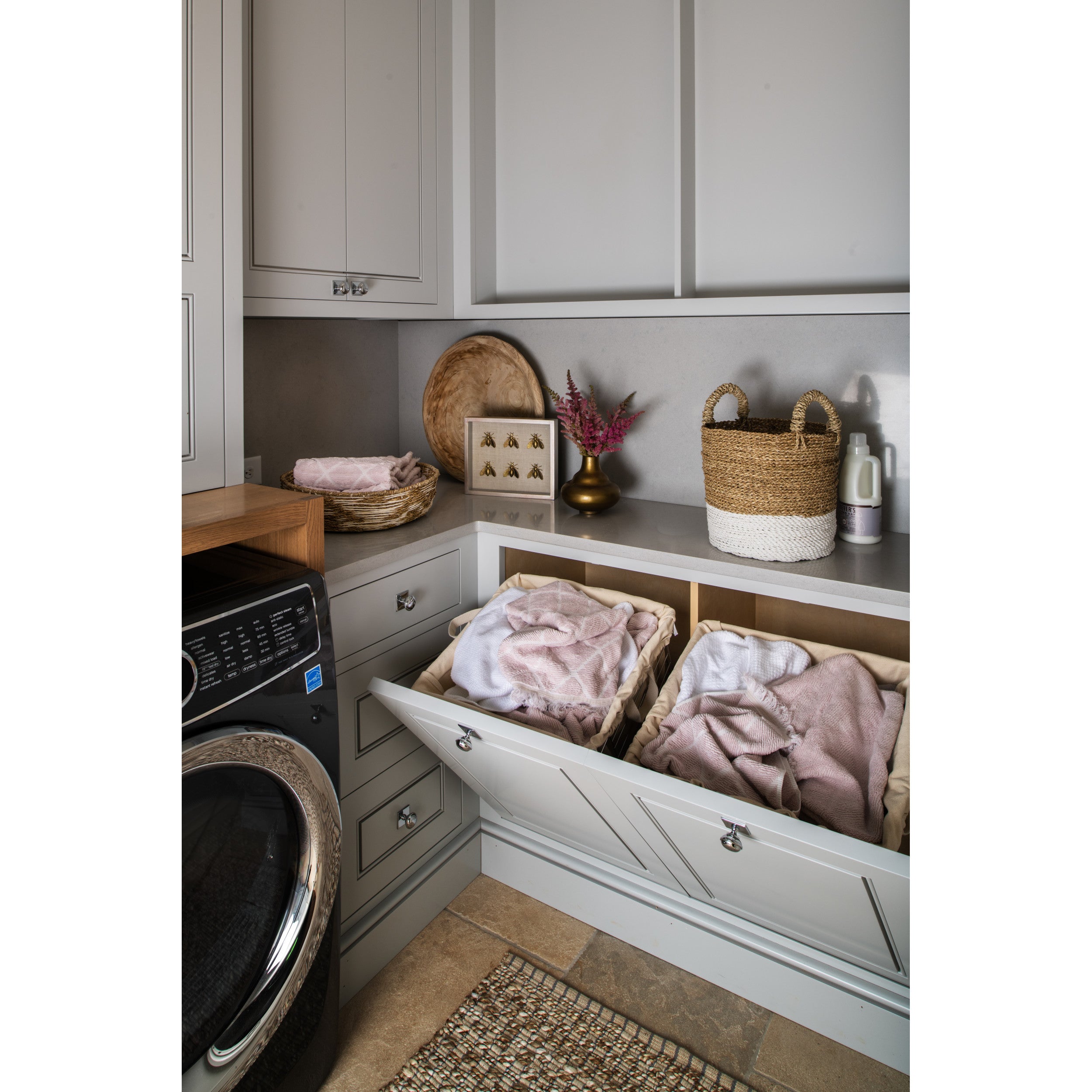 21 in Chrome Tilt Out Hamper Basket Chrome  20.5 in (521 mm) W x 13.5 in (343 mm) D x 19.75 in (502 mm) H