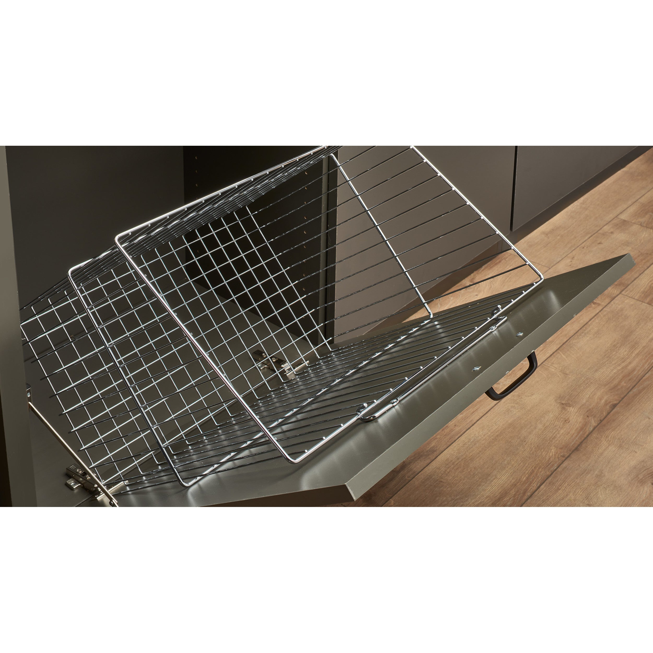Flap Stay for Sidelines Tilt Out Hampers Chrome  1.69 in (43 mm) W x 1 in (25 mm) D x 5 in (127 mm) H
