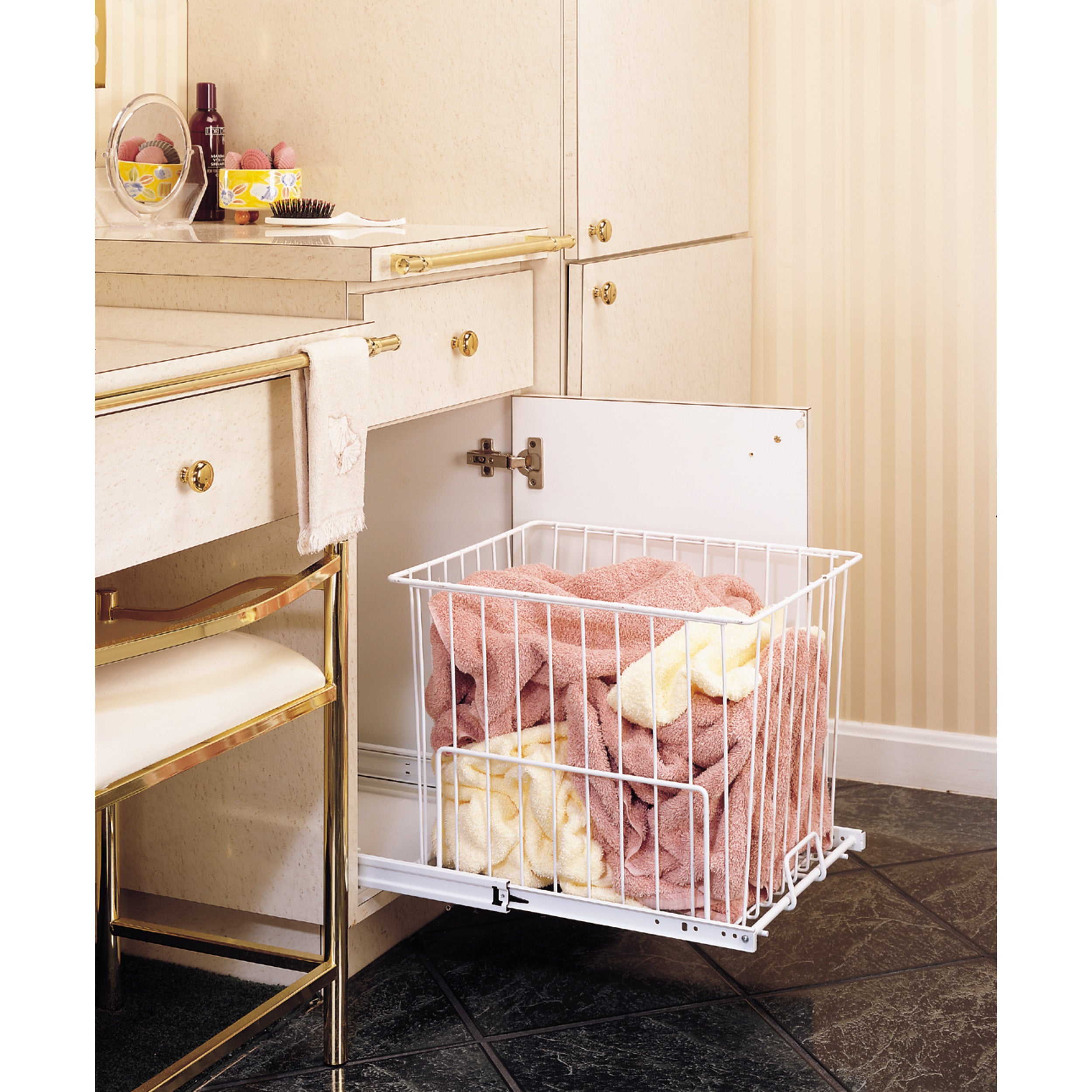 Pullout Wire Hamper White  14.75 in (375 mm) W x 18 in (457 mm) D x 14.75 in (375 mm) H