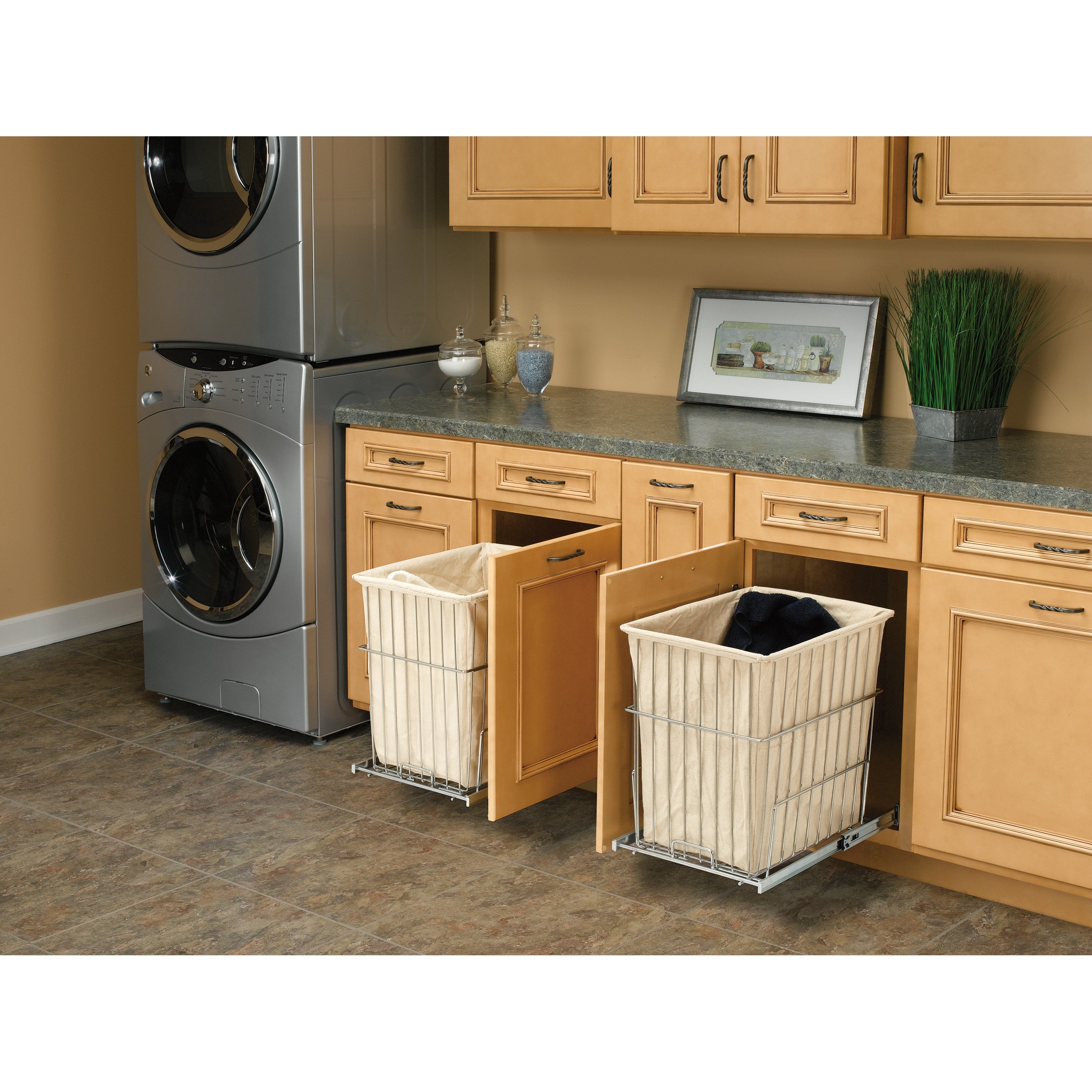 Pullout Wire Hamper Chrome  14.75 in (375 mm) W x 18 in (457 mm) D x 19.38 in (492 mm) H