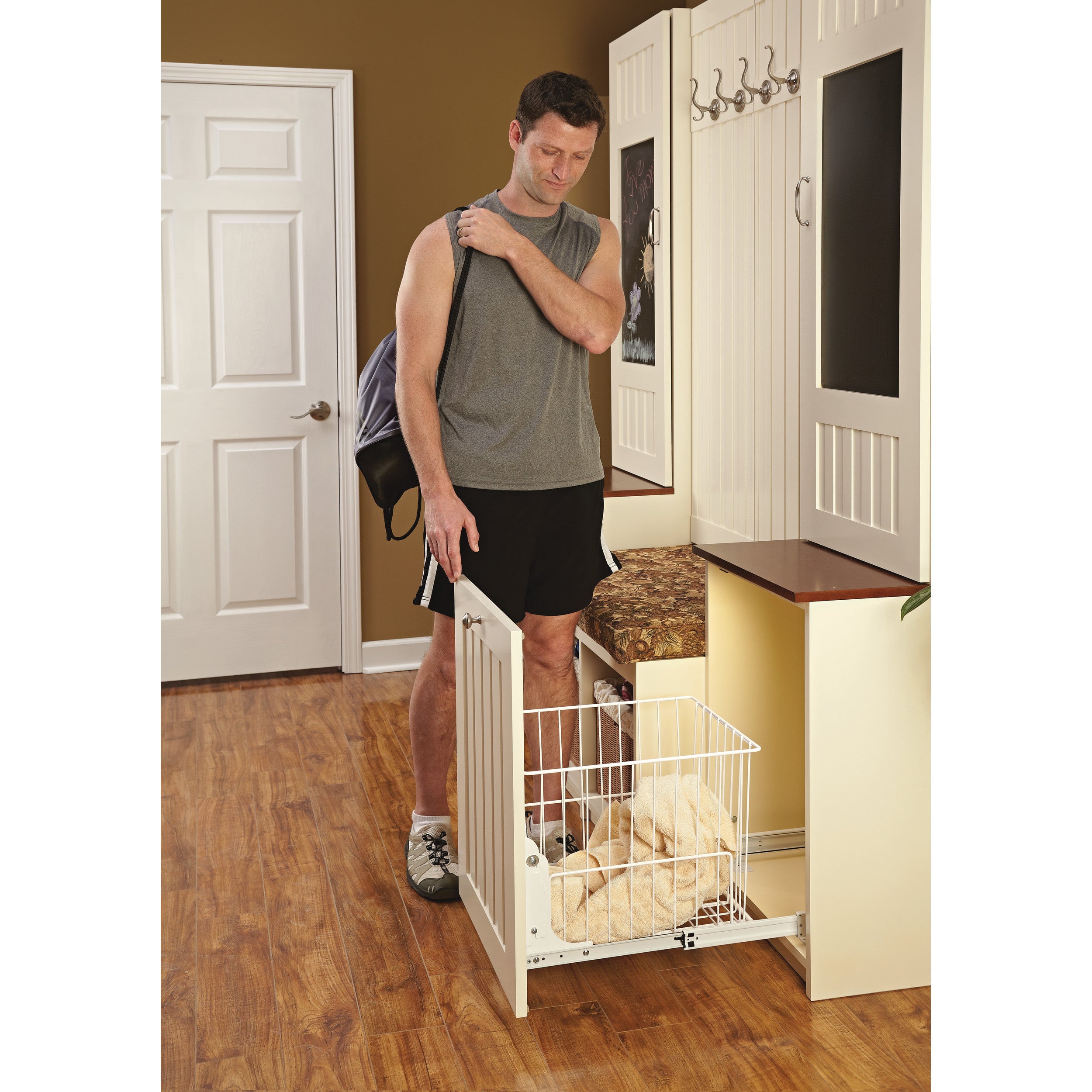 Pullout Wire Hamper White  14.75 in (375 mm) W x 18 in (457 mm) D x 19.38 in (492 mm) H