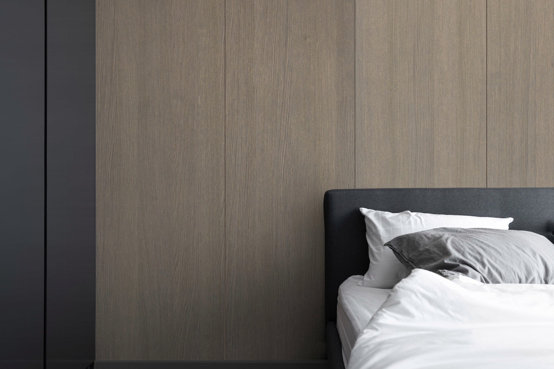 MDF Manhattan Oak 2 Sides 4X9 19MM SHINNOKI