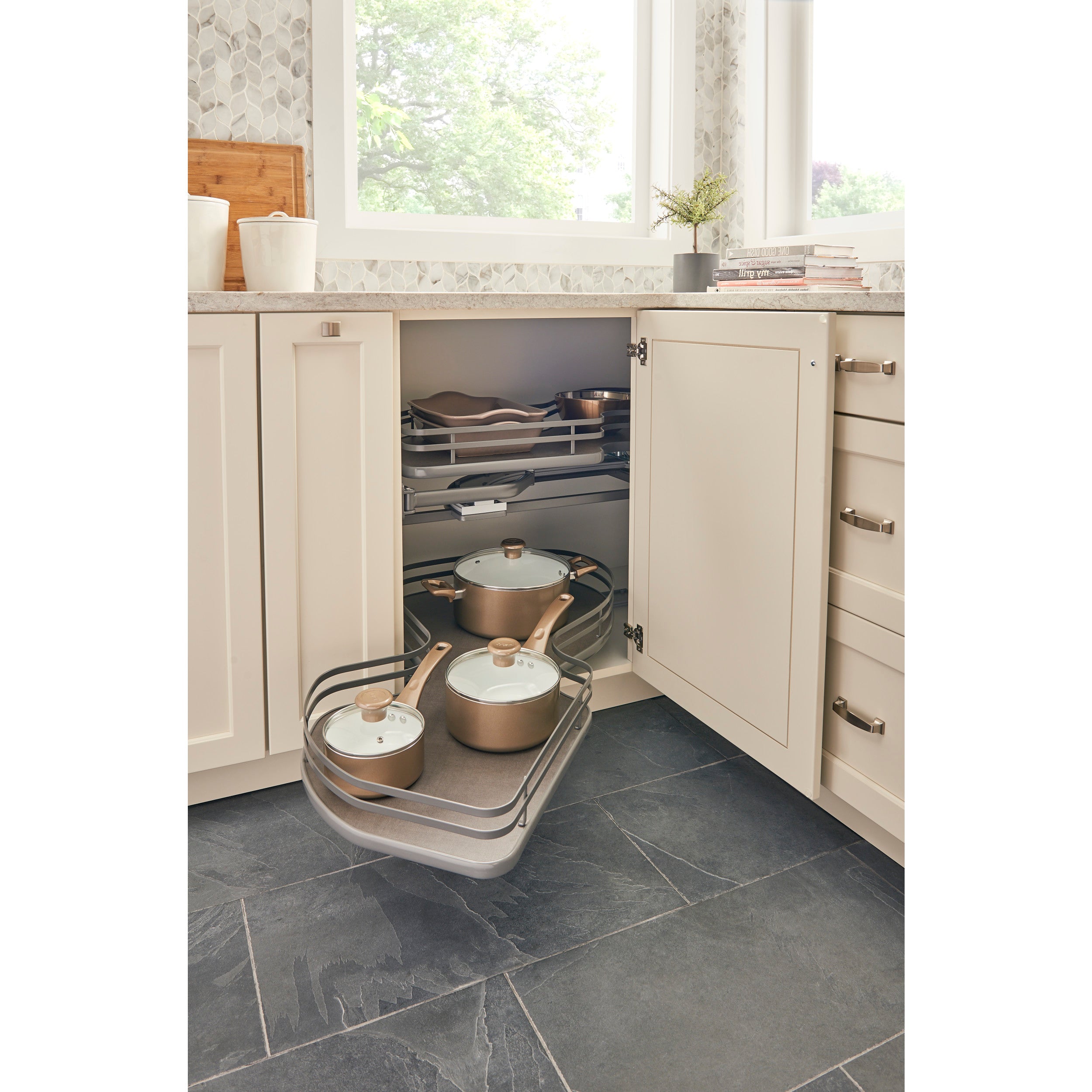 18 in Two-Tier Organizer for a Blind Right Gray  37.6 in (955 mm) W x 21.55 in (547 mm) D x 24.5 in (622 mm) H